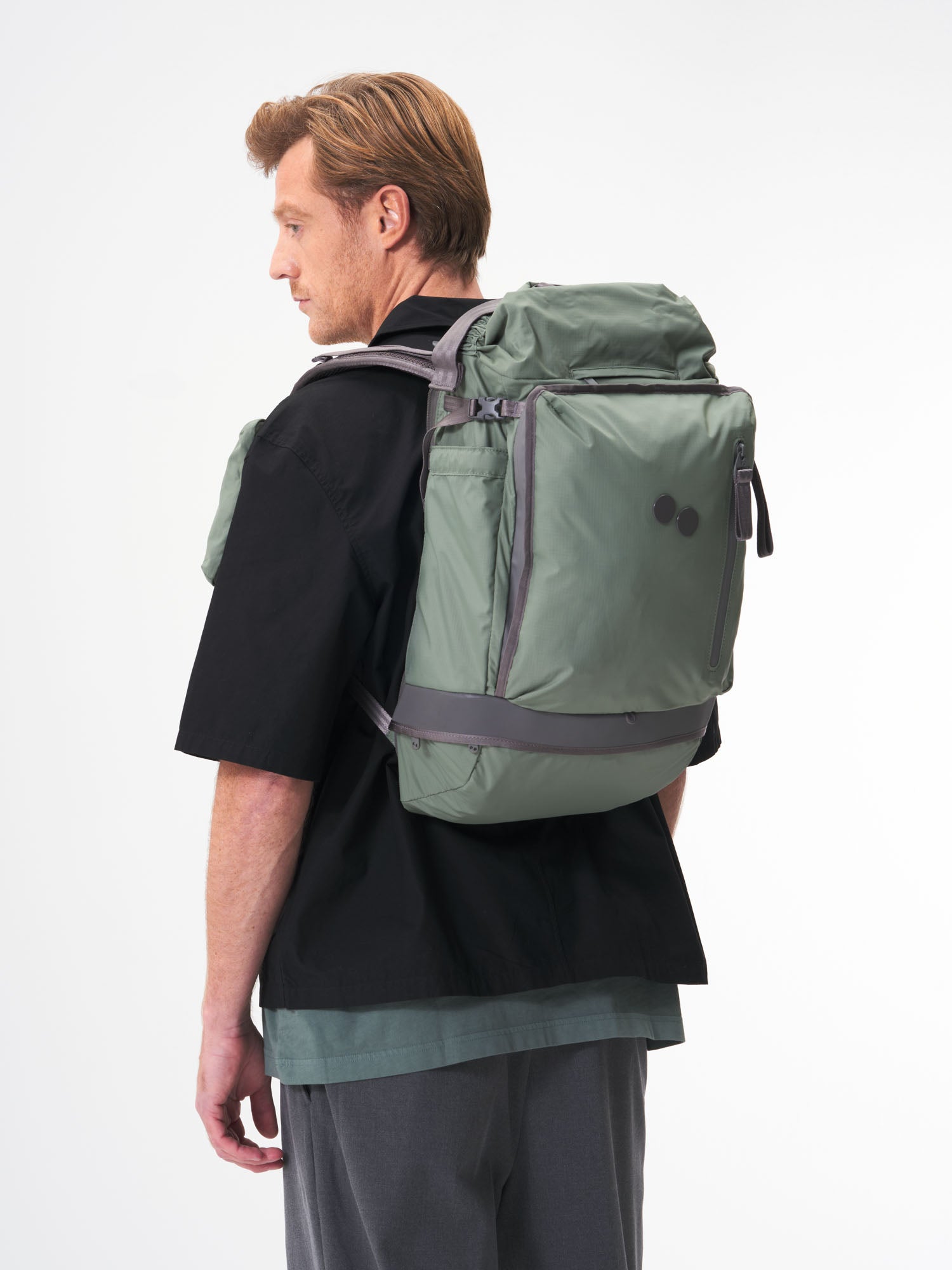 pinqponq-Komut-MB-Pure-Sage-model-male-front