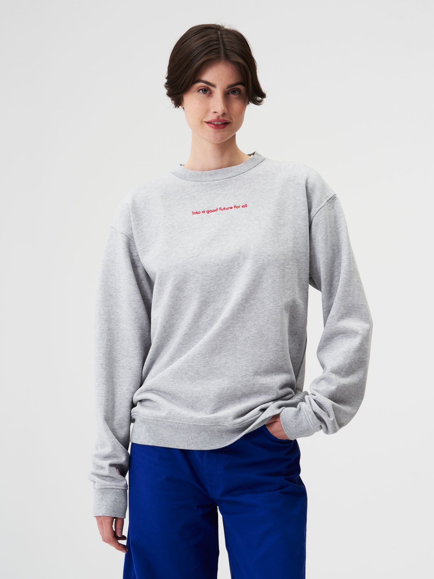 pinqponq-Sweatshirt-Unisex-Future-Grey-Melange-model-front