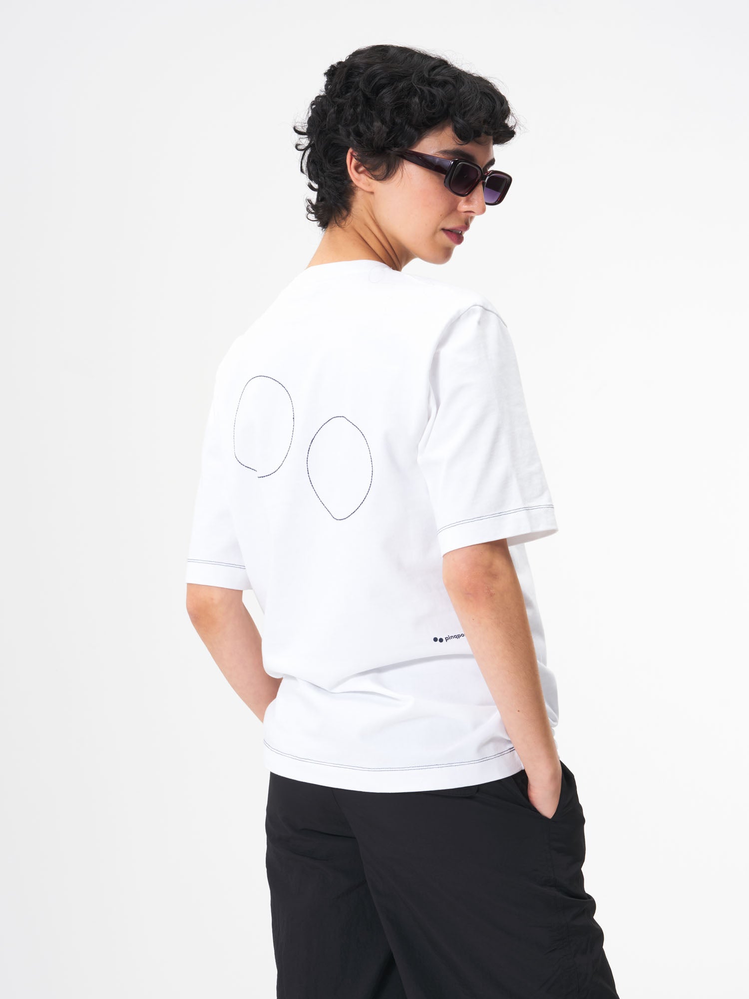pinqponq-T-Shirt-Crafted-White-model-female-back